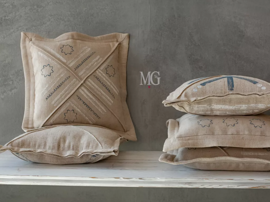 Cuscini design decorativi per divano in cotone tracce cc245 Cuscini design decorativi per divano in cotone tracce cc245