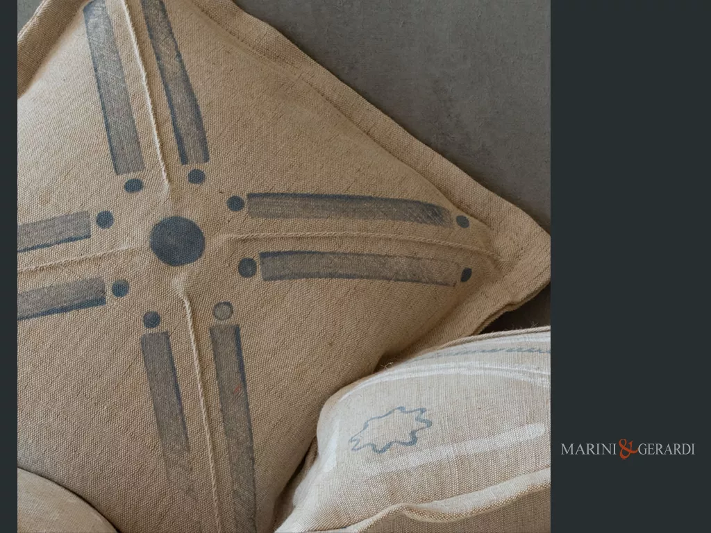 Cuscini divano decorativi con tracce design cc241 Cuscini divano decorativi con tracce design cc241