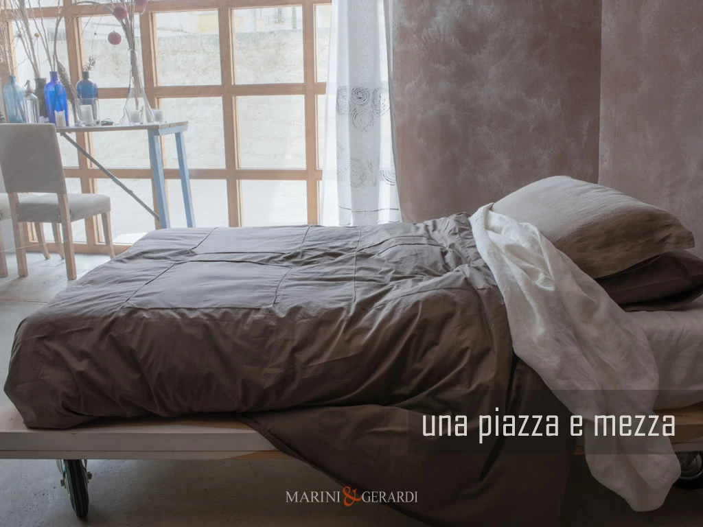 Piumino a sacco letto una piazza e mezza Piumino a sacco letto una piazza e mezza